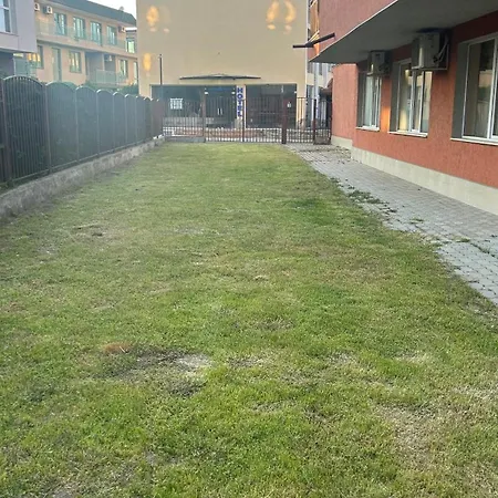 Hotel de apartamente корал 3*